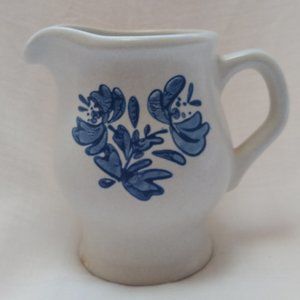 Vintage Pfaltzgraff Stoneware Yorktowne Creamer